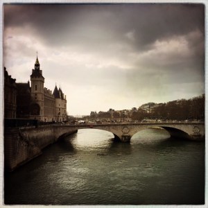 CTu3T_aVEAAoHdY.jpg-large